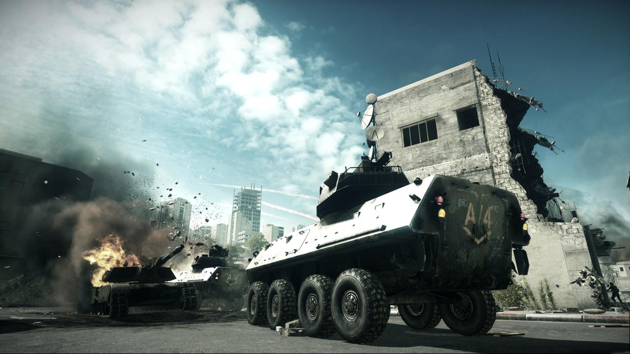 [22/12/2011] Warum gibt's Back to Karkand eigentlich zuerst exklusiv für die Playstation 3? Weil Battlefield 3 da noch schlechter aussieht als auf der Xbox 360? Wir wissen es nicht, aber Freunde hat sich DICE damit sicherlich keine gemacht
