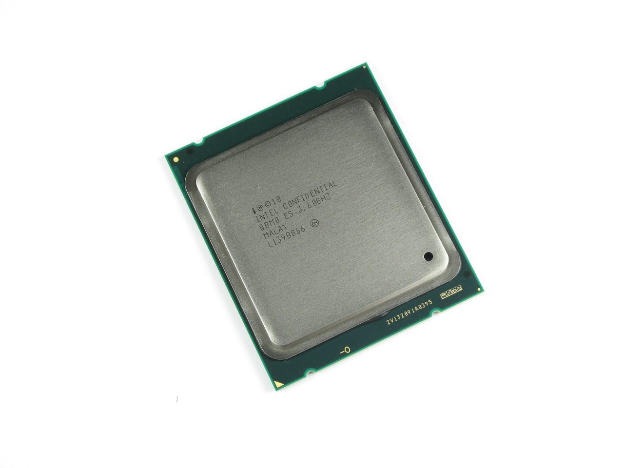 [19/12/2011] Daneben existiert noch der mit ebenfalls sechs Kernen ausgestattete Core i7-3930K, welcher 100 MHz und und 3 MiByte L3-Cache weniger in die Waagschale wirft. 
