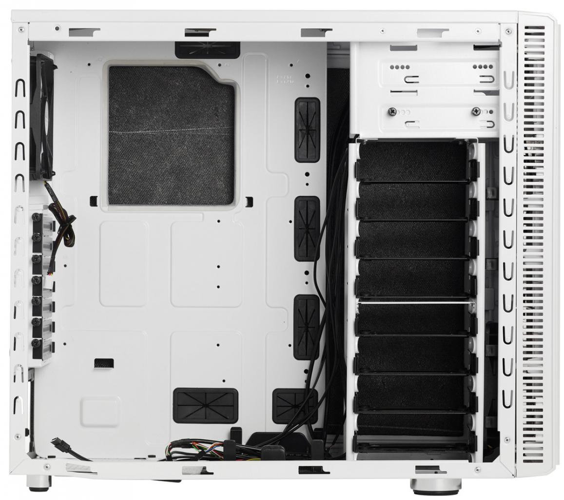 [15/12/2011] Fractal Design Define R3 USB 3.0 Arctic White (6)