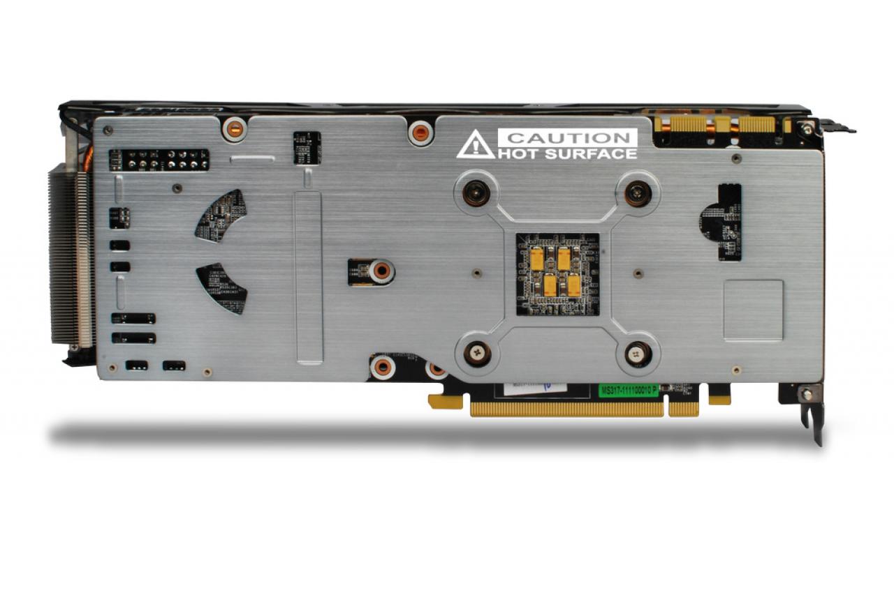[16/12/2011] KFA² stellt GTX 580 MDT X4 OC vor - übertaktete Geforce für vier Monitore samt Triple-Kühlung (2)