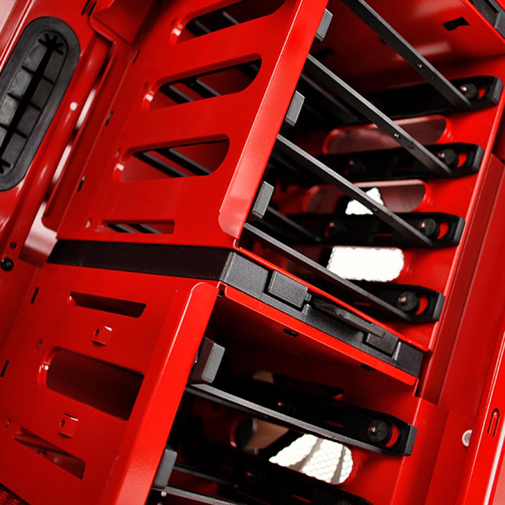 [02/12/2011] NZXT Phantom (19)