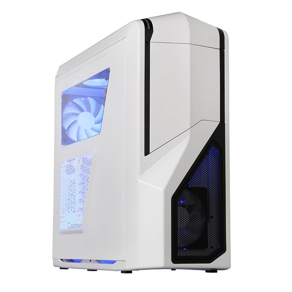 [02/12/2011] NZXT Phantom (25)