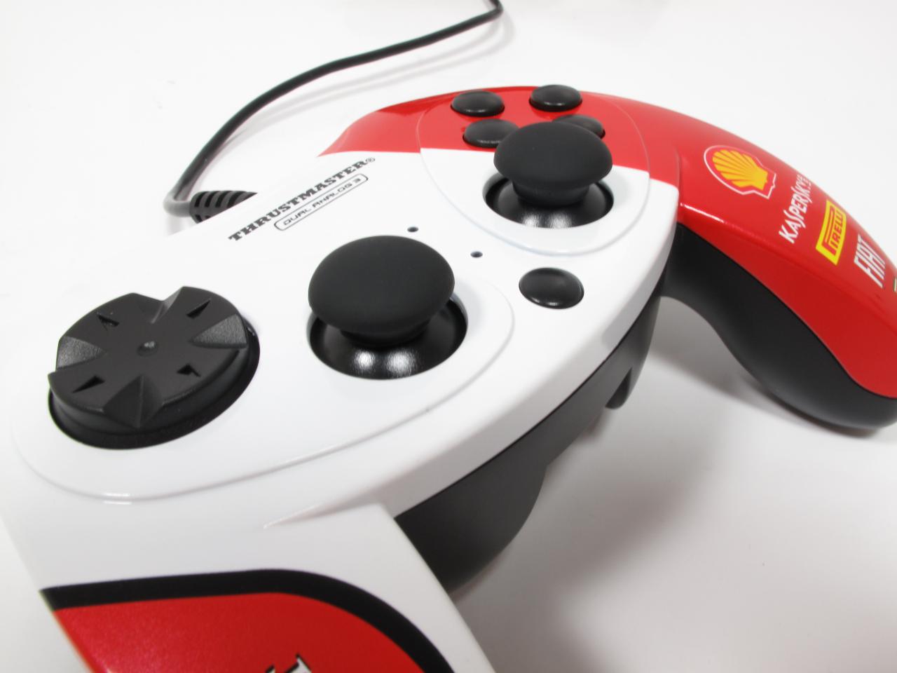 [02/12/2011] Thrustmaster F1 Dual Analog-Gamepad