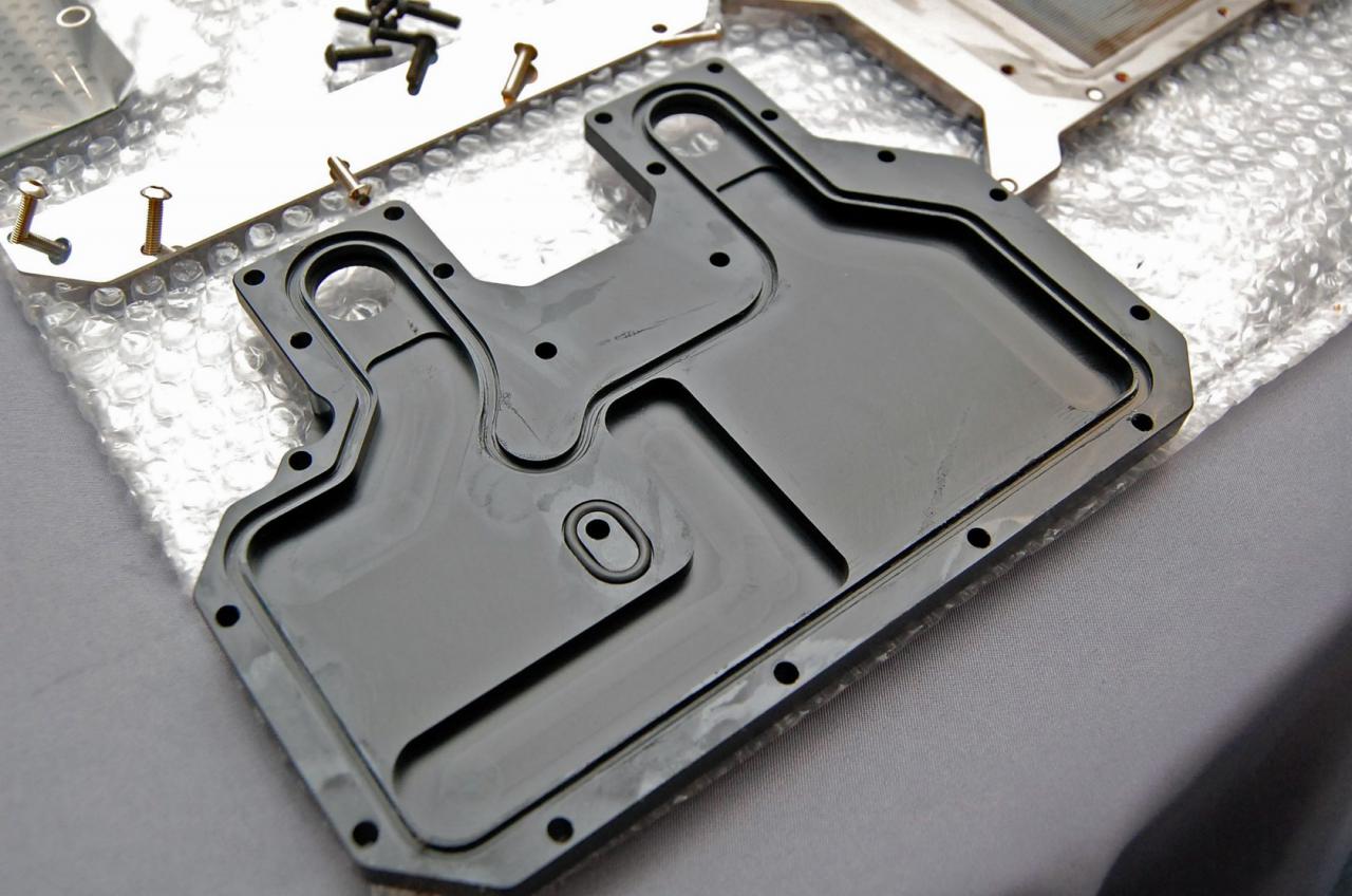 [16/12/2011] Casemod-Projekt von McZonk: Das Dezember-Update (53)