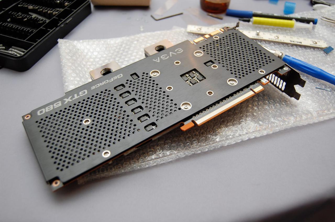 [16/12/2011] Casemod-Projekt von McZonk: Das Dezember-Update (61)