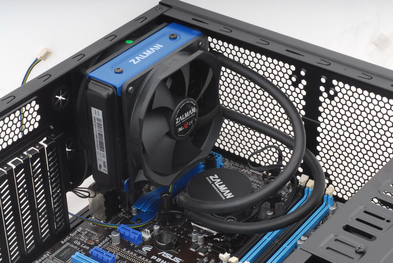 [15/12/2011] Zalman CNPS20LQ: Flüssigkeits-CPU-Kühler mit vergleichsweise leisem Lüfter (28)