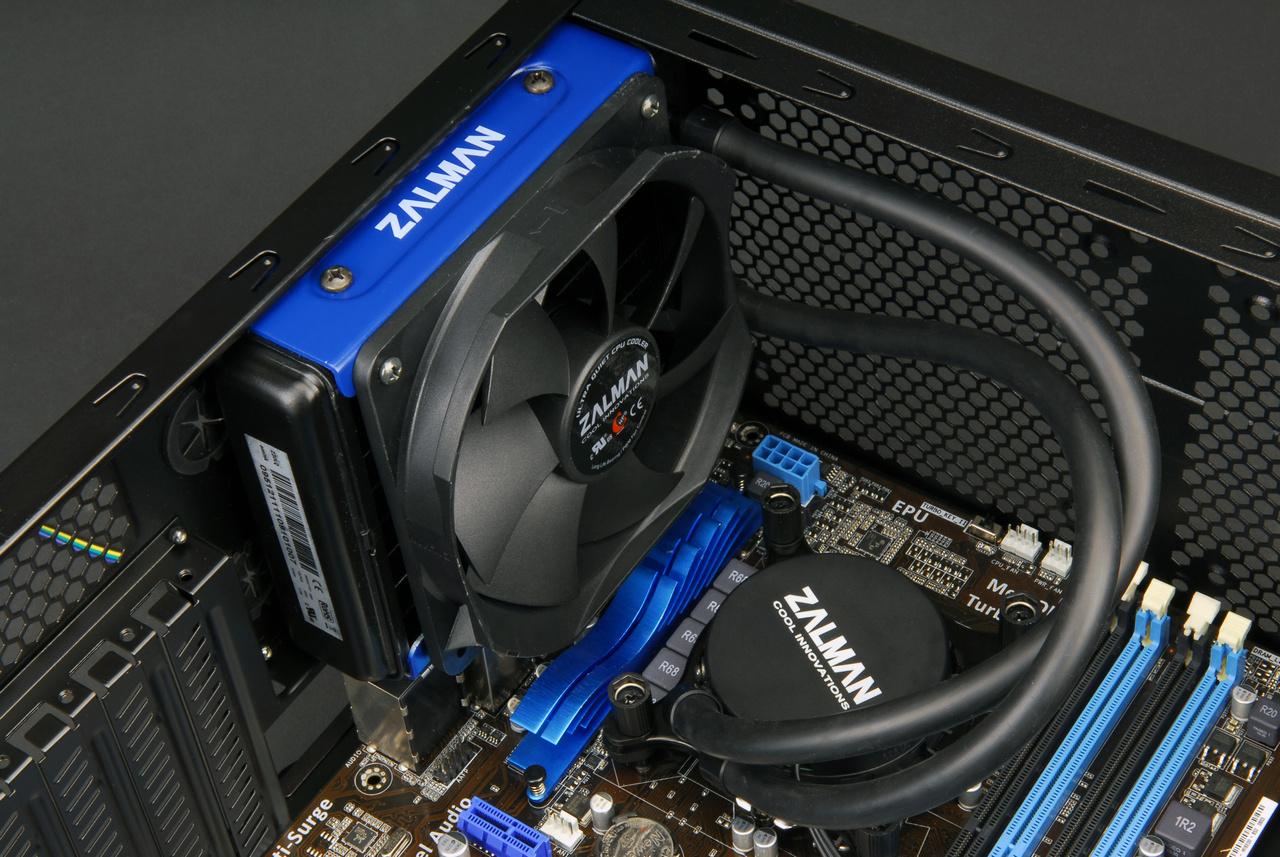 [15/12/2011] Zalman CNPS20LQ: Flüssigkeits-CPU-Kühler mit vergleichsweise leisem Lüfter (34)