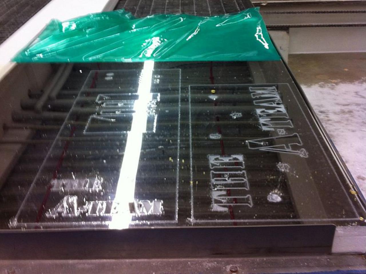 [23/12/2011] A-Team-Casecon: Gehäuse aus Aluminium und Acrylglas als Huldigung der Kult-Serie (18)