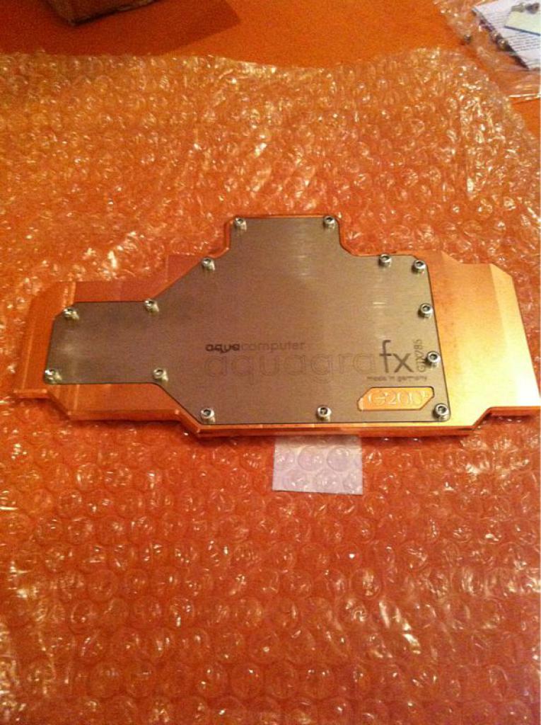 [22/12/2011] Wakü-Casemod Drunken Blue: Kein Kind von Trauer (28)