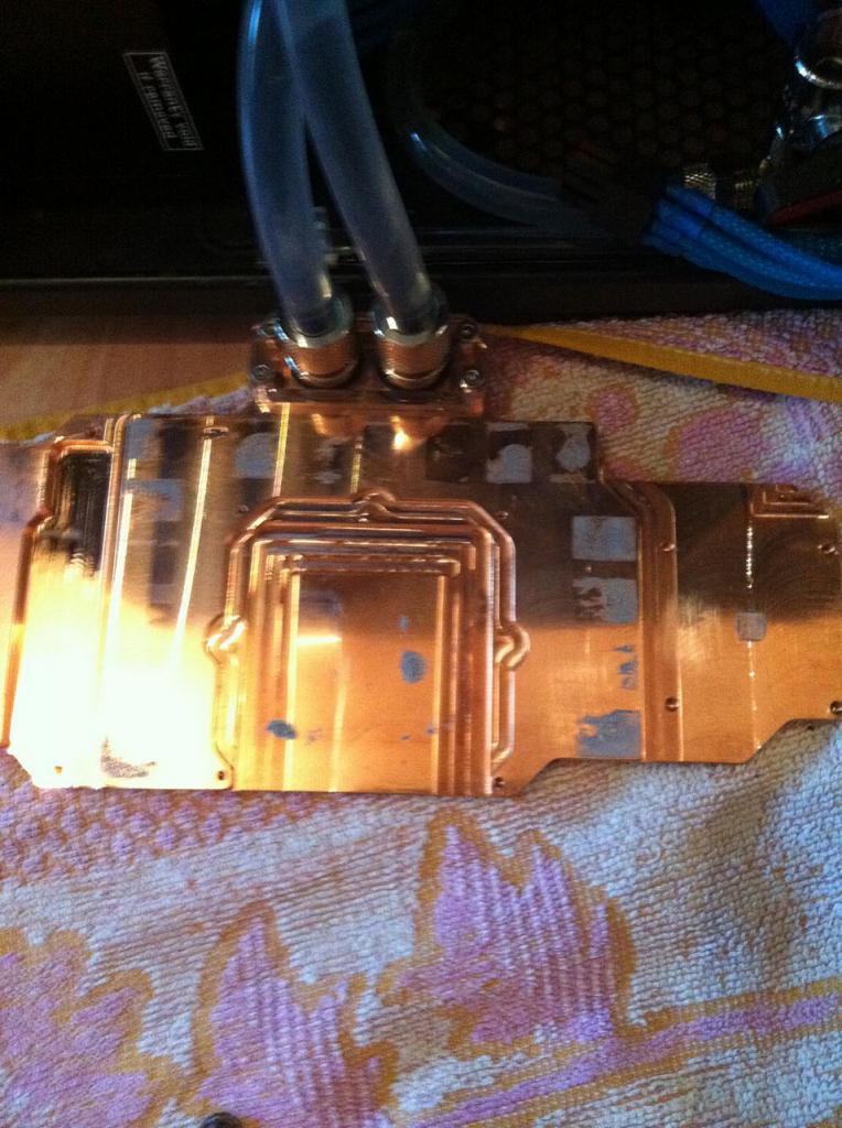[22/12/2011] Wakü-Casemod Drunken Blue: Kein Kind von Trauer (51)
