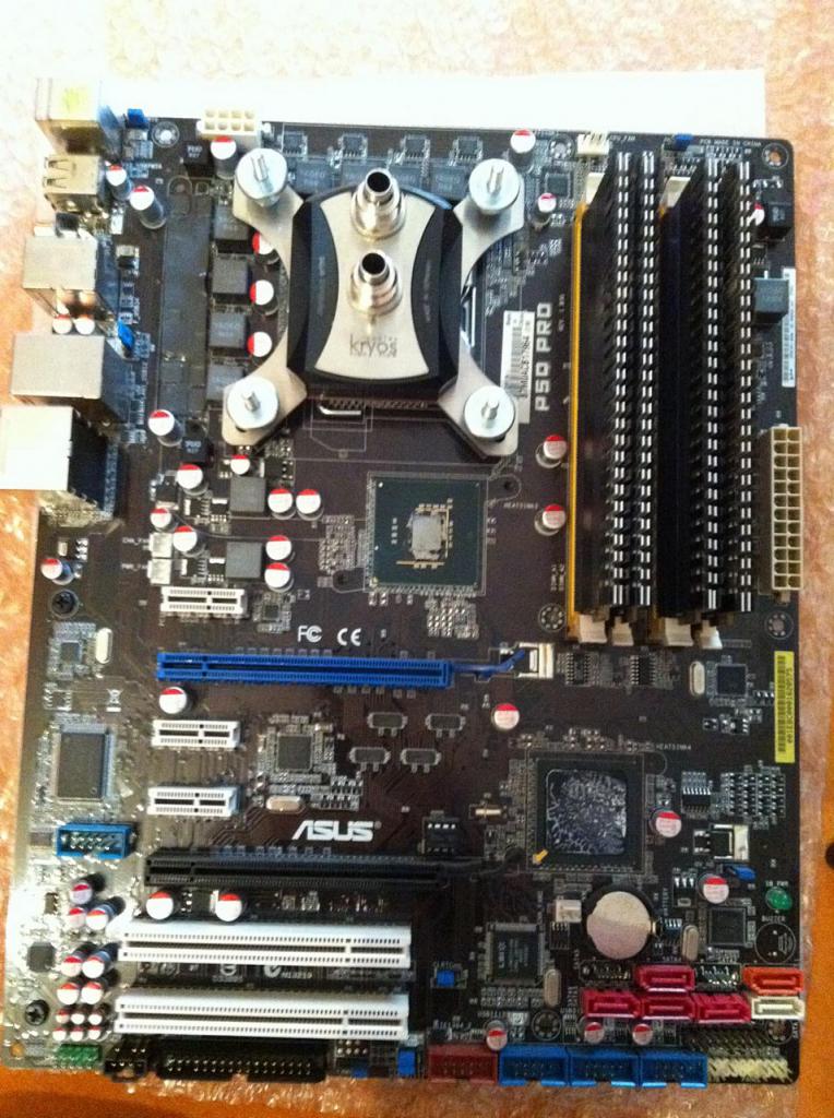 [22/12/2011] Wakü-Casemod Drunken Blue: Kein Kind von Trauer (60)