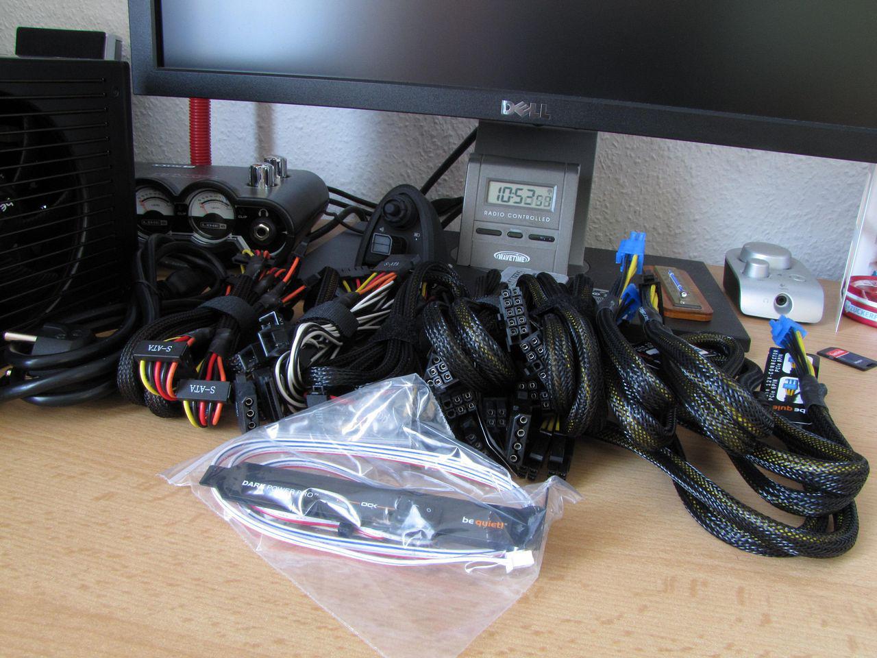 [02/12/2011] Blitzeinschlag im PC: Casemod The Blue Flash (98)