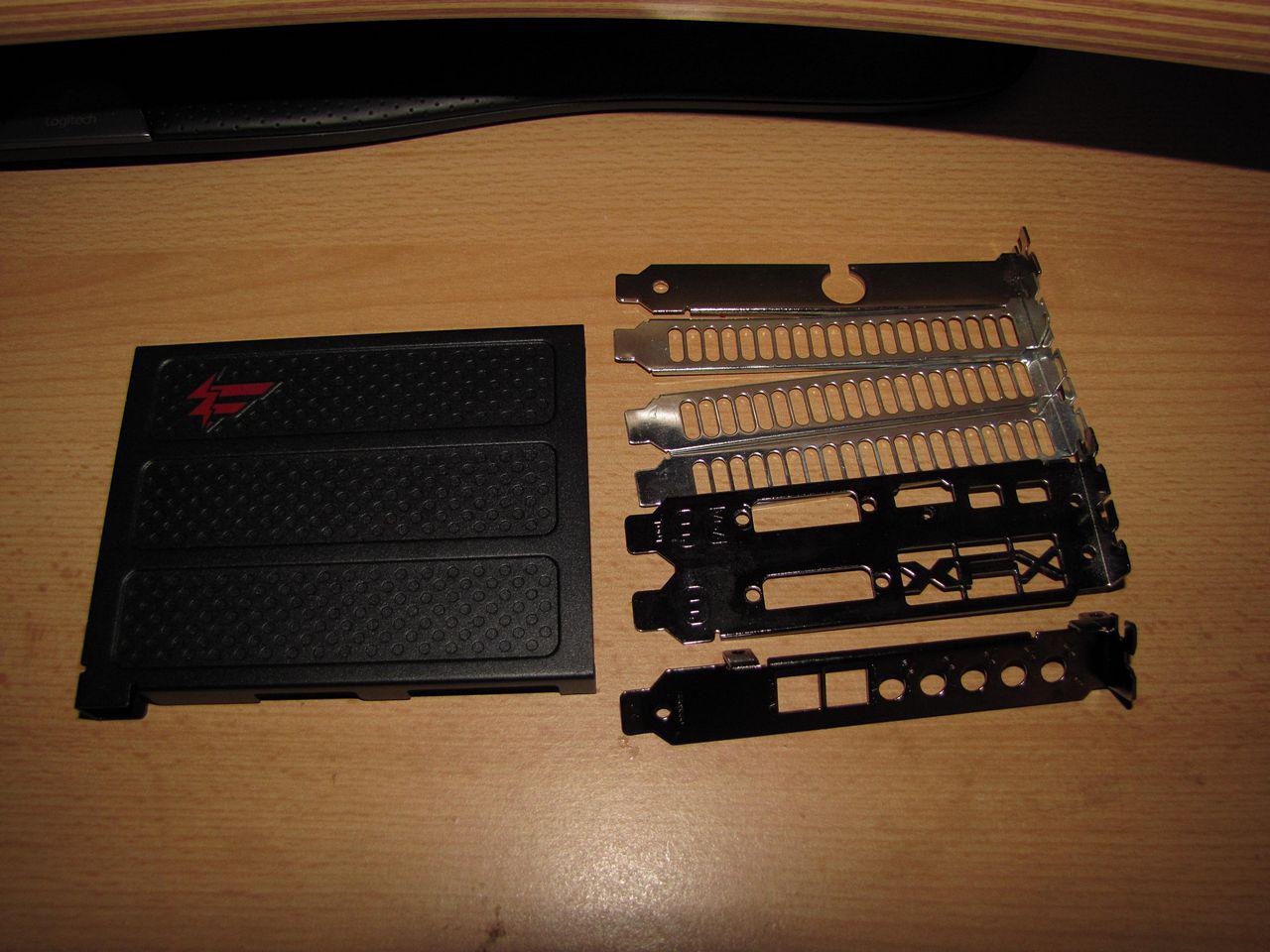 [02/12/2011] Blitzeinschlag im PC: Casemod The Blue Flash (123)