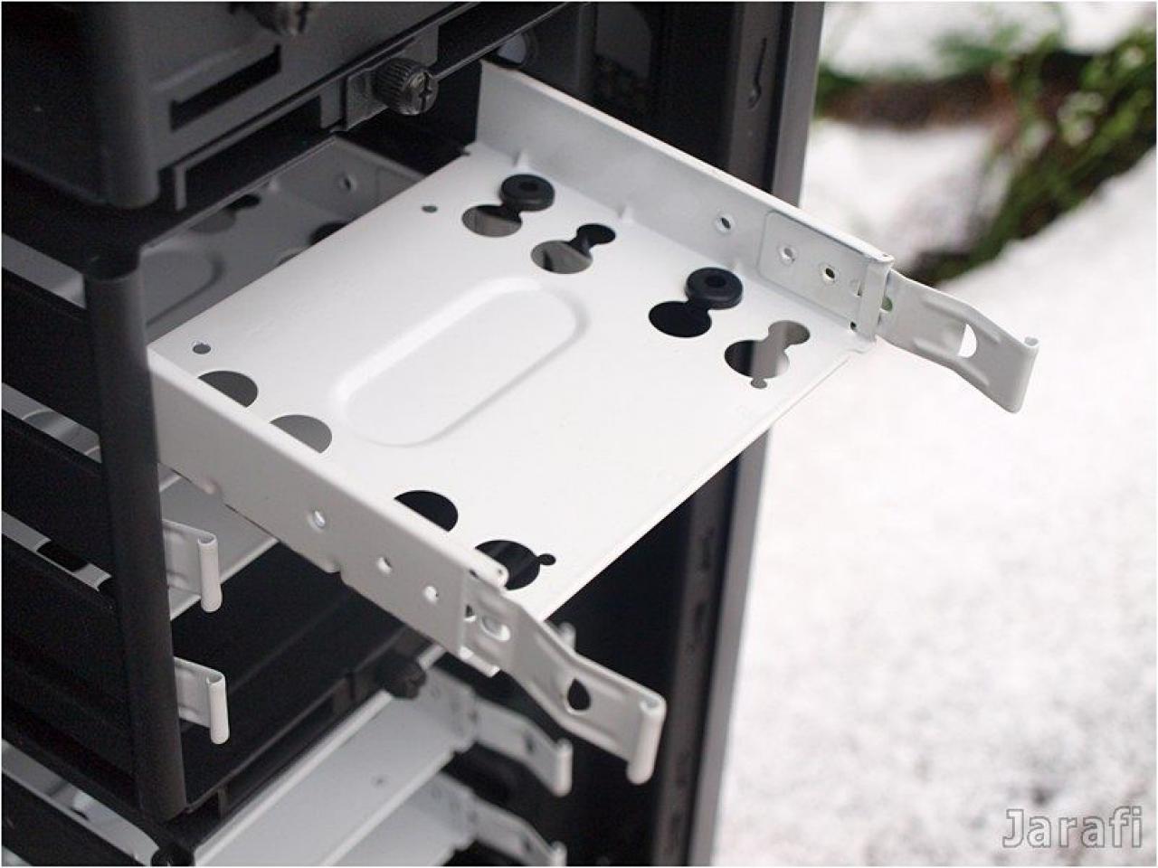 [23/12/2011] Fractal Design Core 3000 im PCGHX-Test: Eiskalt und edel? (42)