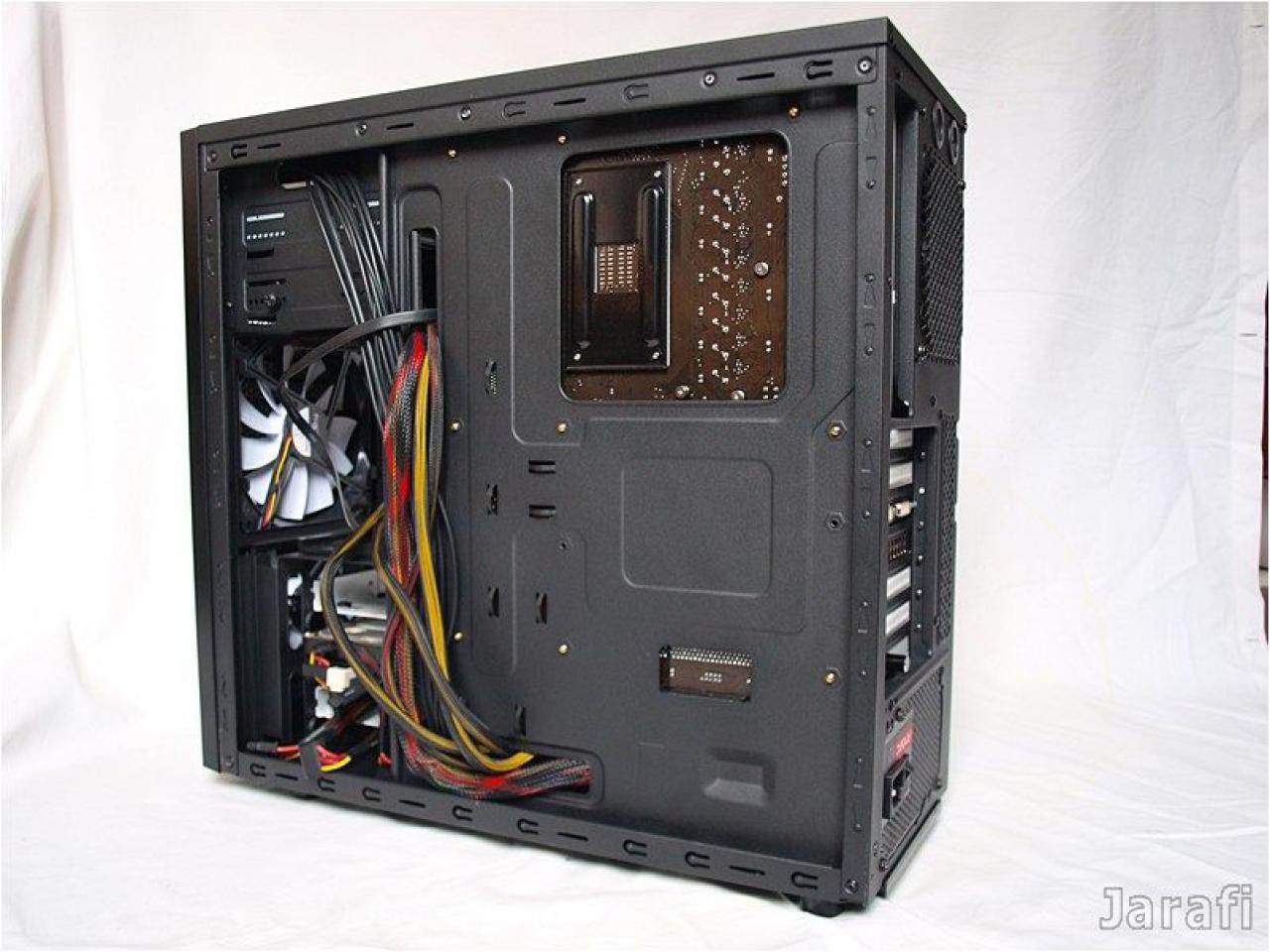 [23/12/2011] Fractal Design Core 3000 im PCGHX-Test: Eiskalt und edel? (52)