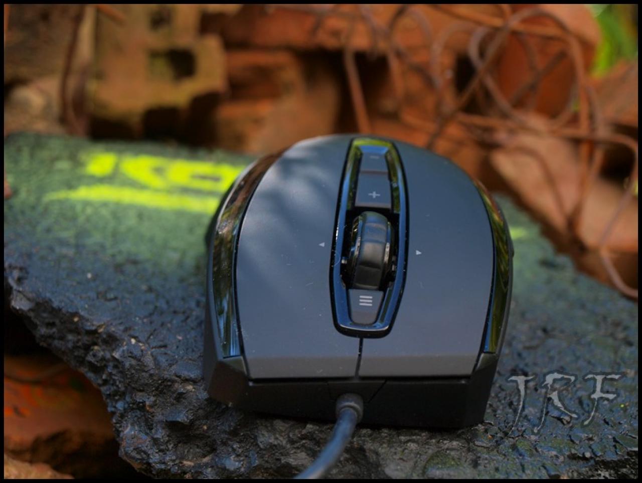 [21/12/2011] Roccat Kone Plus - Gaming-Maus im PCGHX-Test. (8)