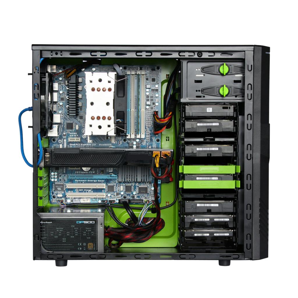 [20/12/2011] Sharkoon T28 ATX - Preiswerter Tower mit viel Raum für Festplatten und Grafikkarten. (7)