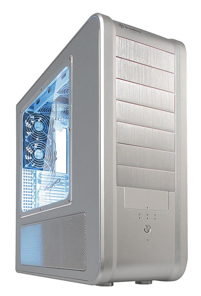 [25/01/2012] 2006 Silverstone Temjin TJ07: Obwohl Silverstone das Temjin TJ07 nicht für den Einsatz einer Wasserkühlung konzipierte, stellt es noch heute - selbst nach dem Erscheinen des TJ11 - eine erstklassige Wahl für den Einbau einer üppigen Wasserkühlung dar.