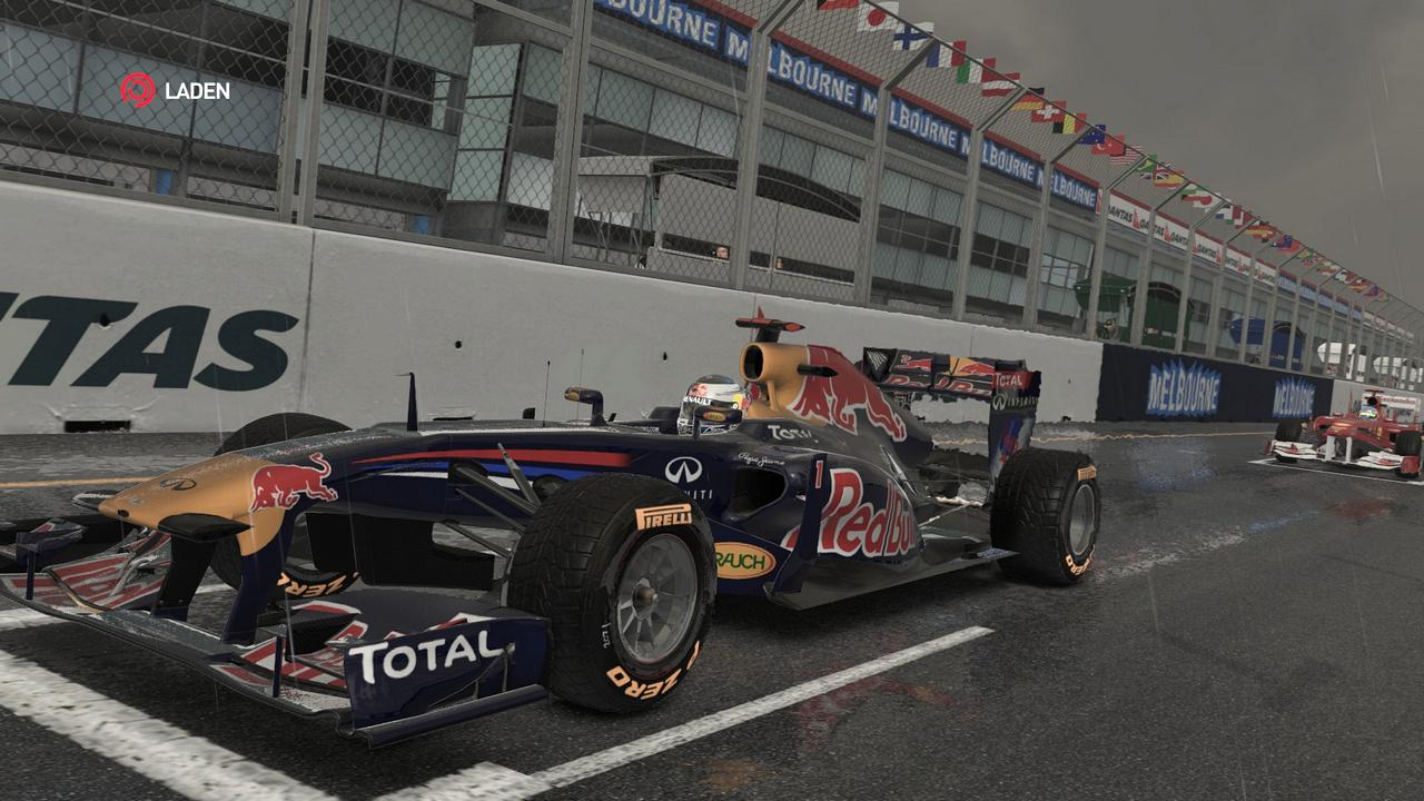 [20/01/2012] 2011: Was Dirt 3 kann, das kann F1 20111 natürlich auch - denn die Engine ist die gleiche, die Spiegelungen auf der regennassen Piste inklusive