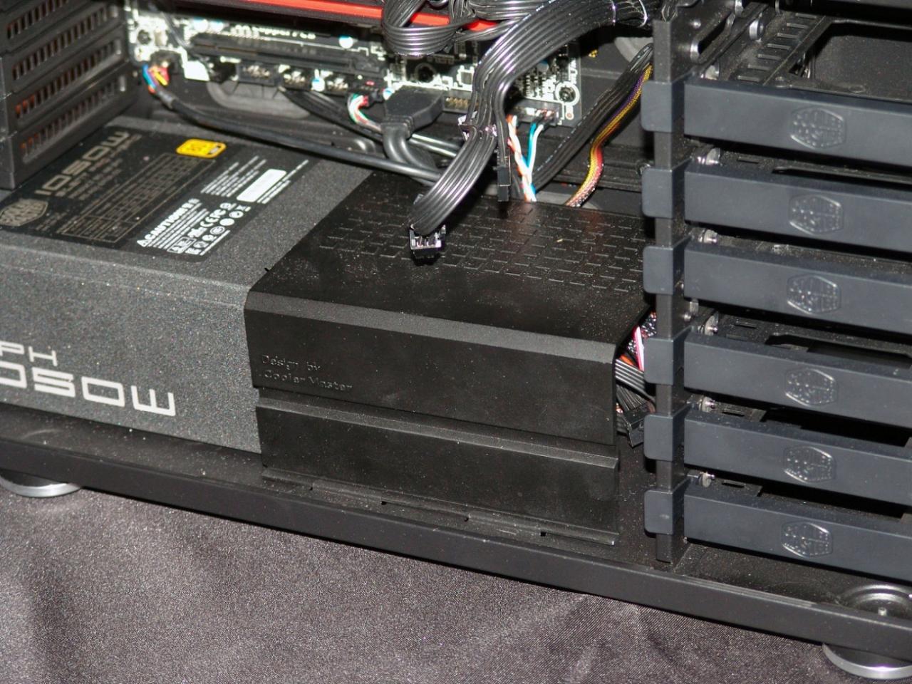 [13/01/2012] CES 2012: Cooler Master präsentiert HAF-XM-Tower. (2)