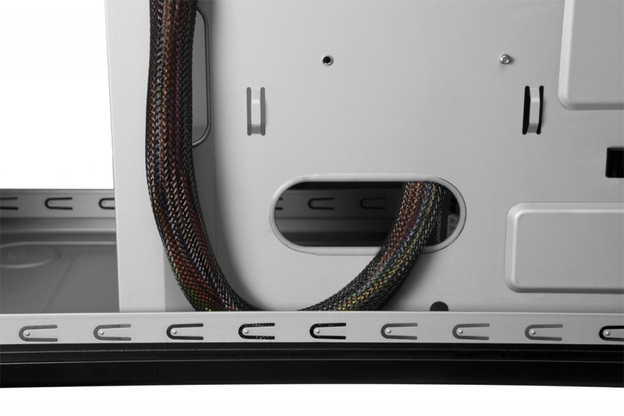 [24/01/2012] Gehäuse: Antec stellt das Three Hundred Two vor (2)