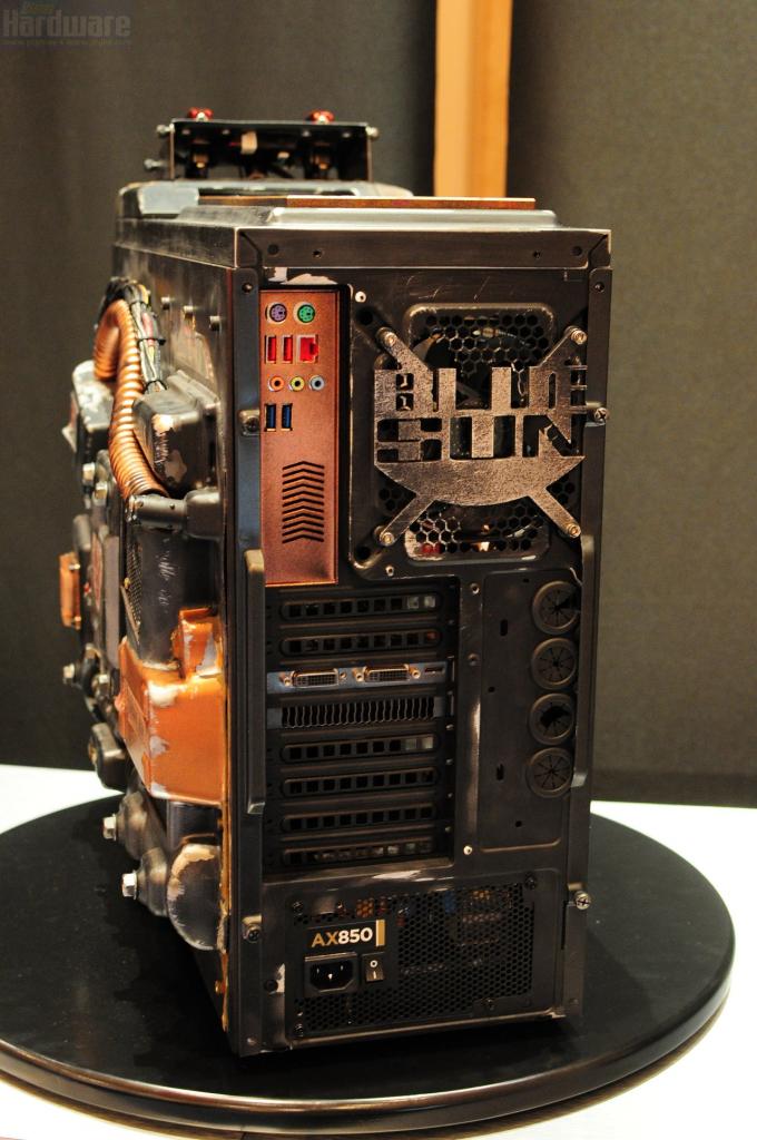 [13/01/2012] CES Corsair Carbide C400 Casemod by Bill Owens/MNPCTech (17)