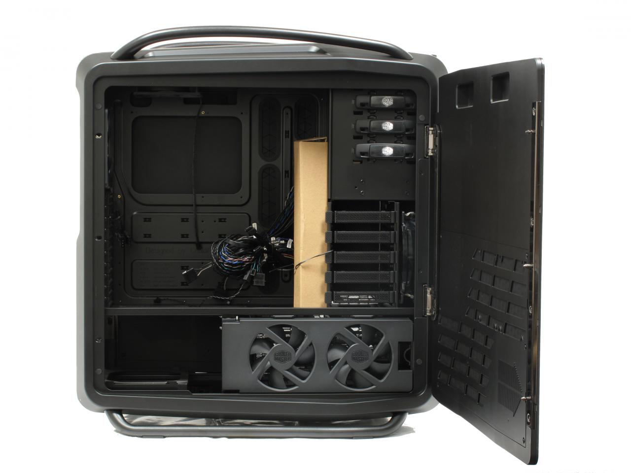 [02/01/2012] Cooler Master Cosmos II im Test (1)