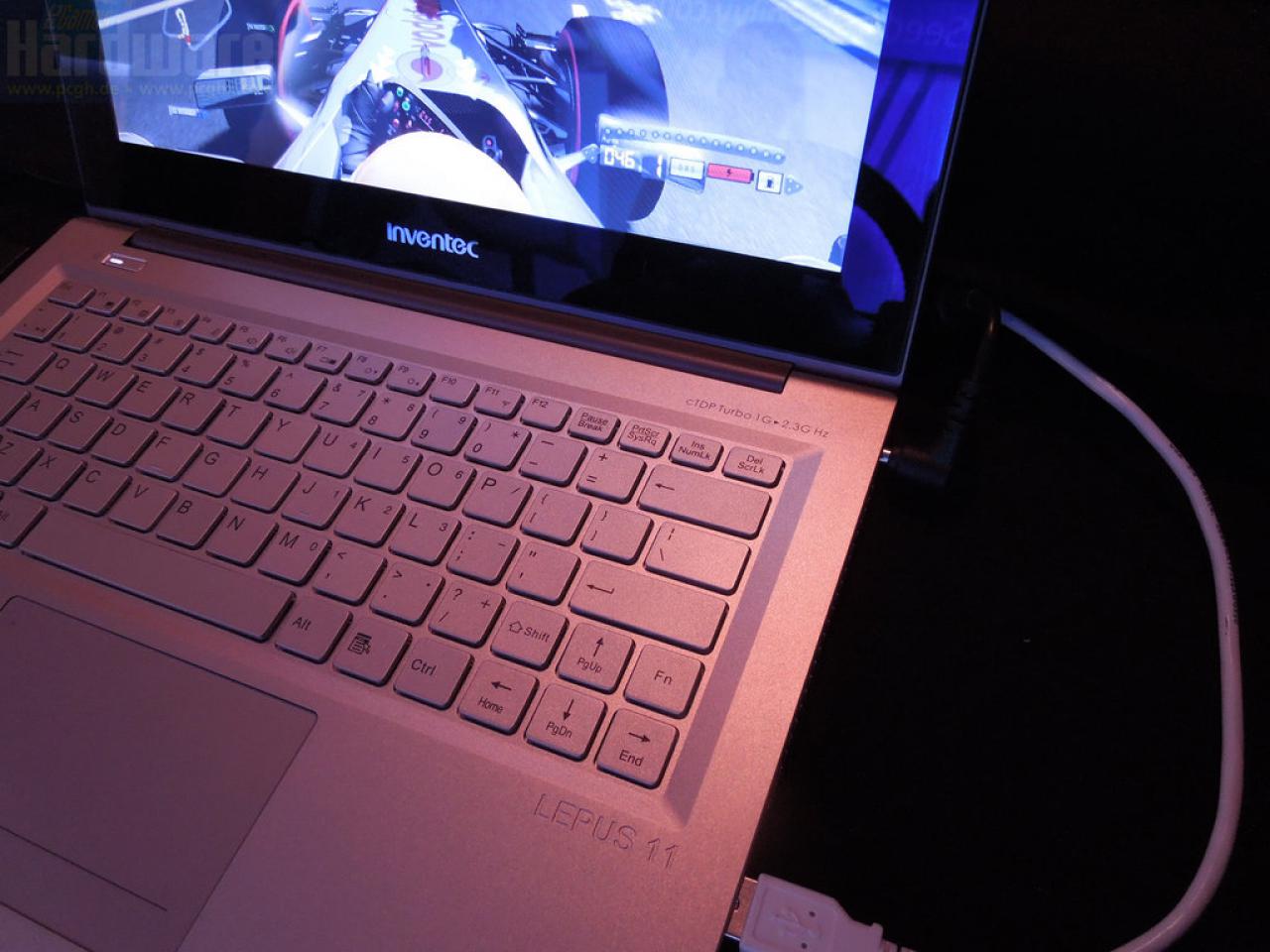 [09/01/2012] CES Ultrabooks (5)