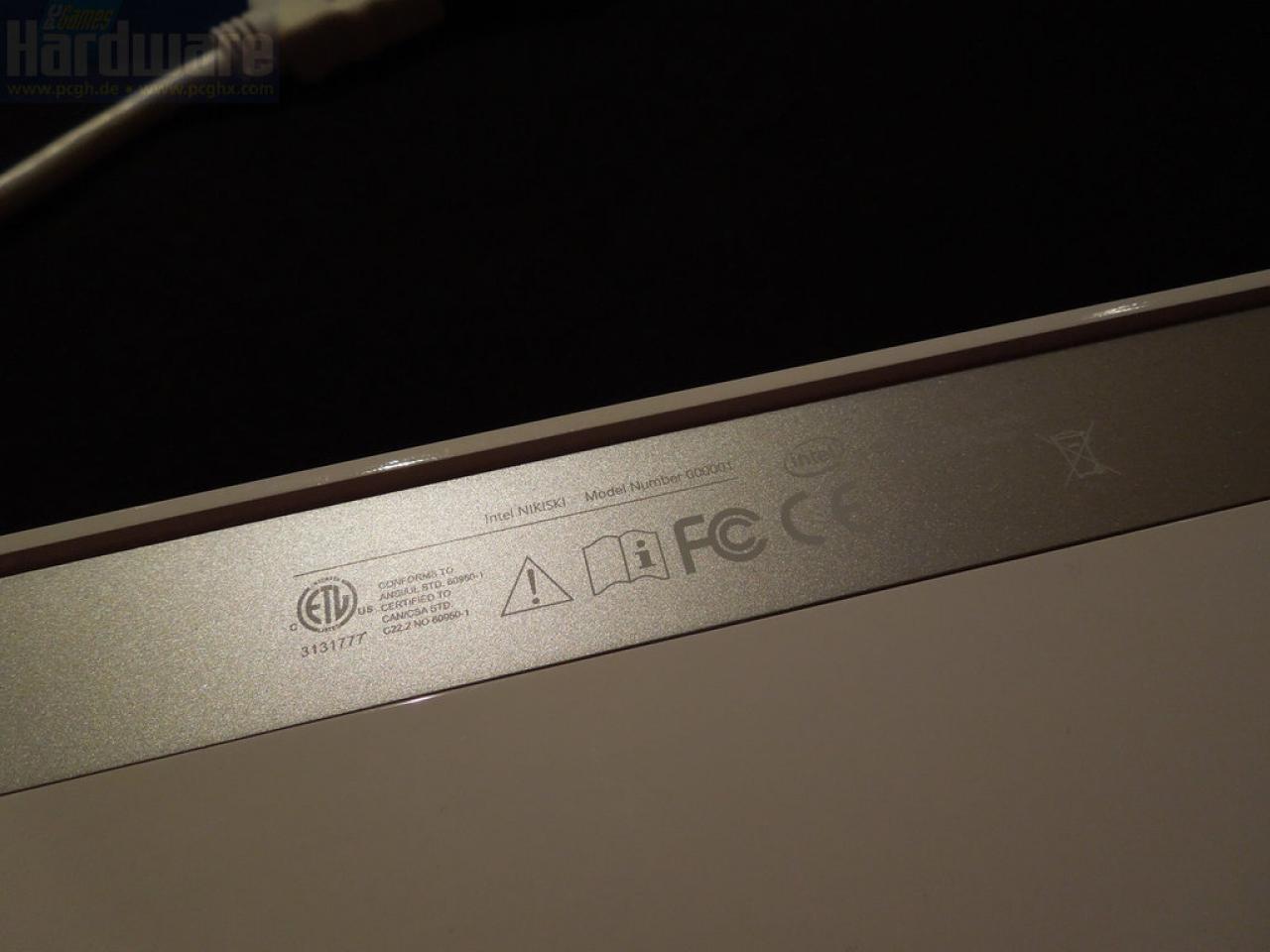 [09/01/2012] CES Ultrabooks (20)