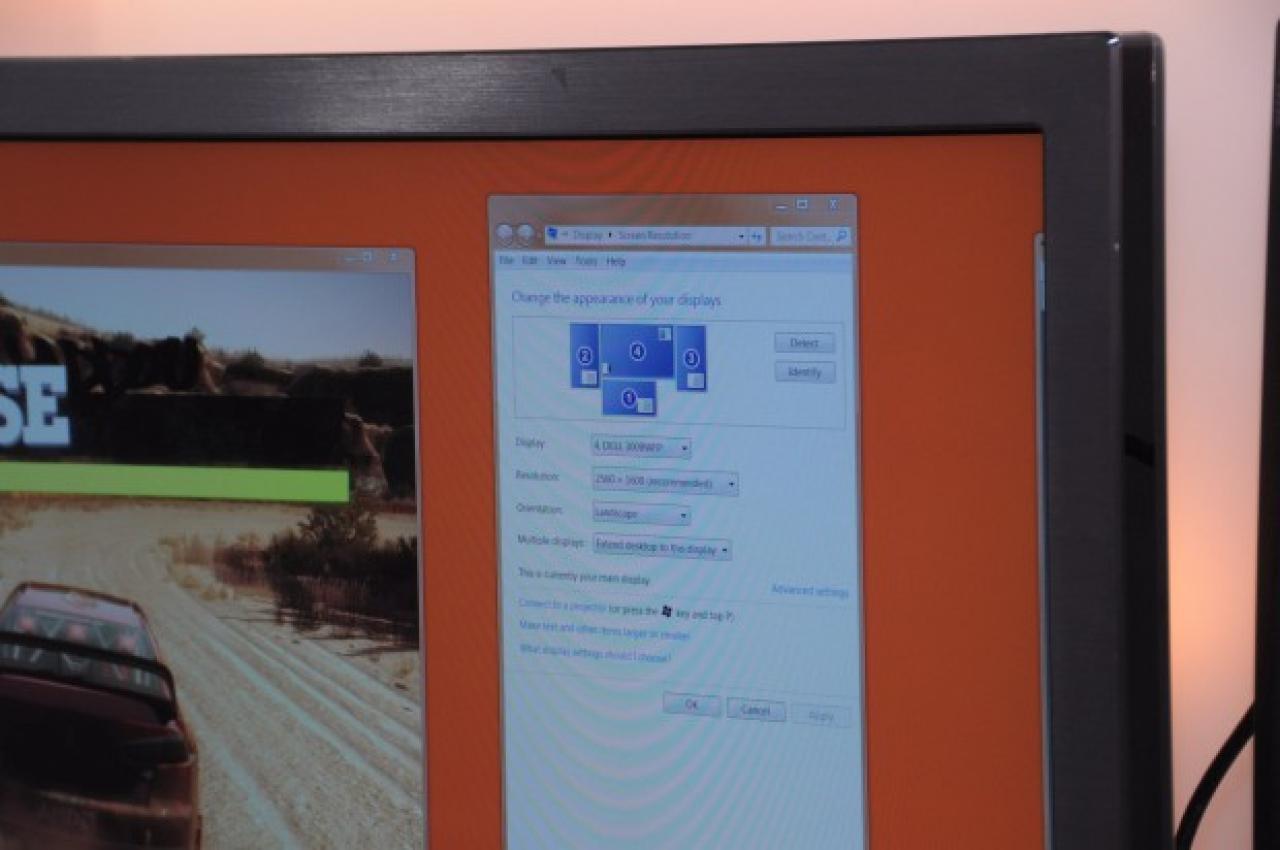 [17/01/2012] CES 2012: Daisy-Chaining erlaubt theoretisch bis zu 63 Monitore an nur einer Grafikkarte. (8)