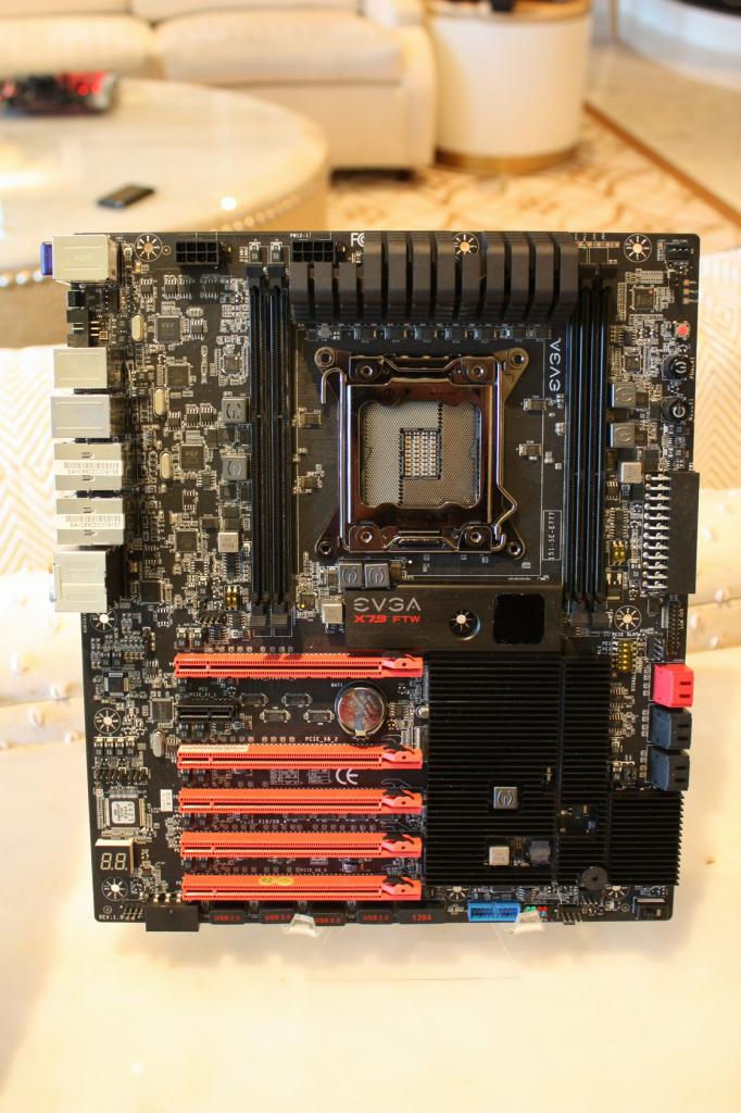 [13/01/2012] EVGA X79 FTW (1)