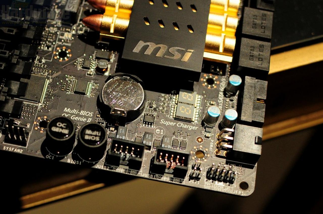 [12/01/2012] MSI Big Bang XPower II PCIe 6pin Connector