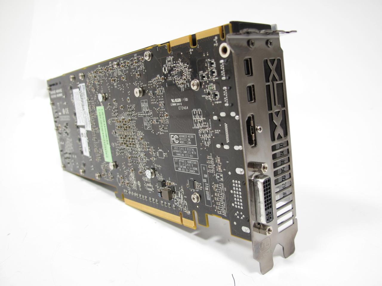 [18/01/2012] HD Radeon HD 7970 Double Dissipation Black Edition (10)