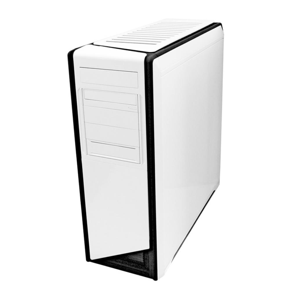 [13/01/2012] NZXT stellt Switch 810-Gehäuse offiziell vor (12)
