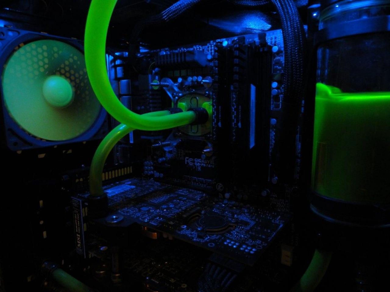 [27/01/2012] Neue Beispiele für PC-Beleuchtung (3)