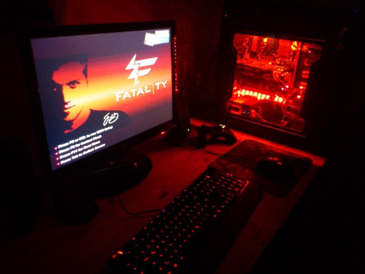 [27/01/2012] Neue Beispiele für PC-Beleuchtung (12)