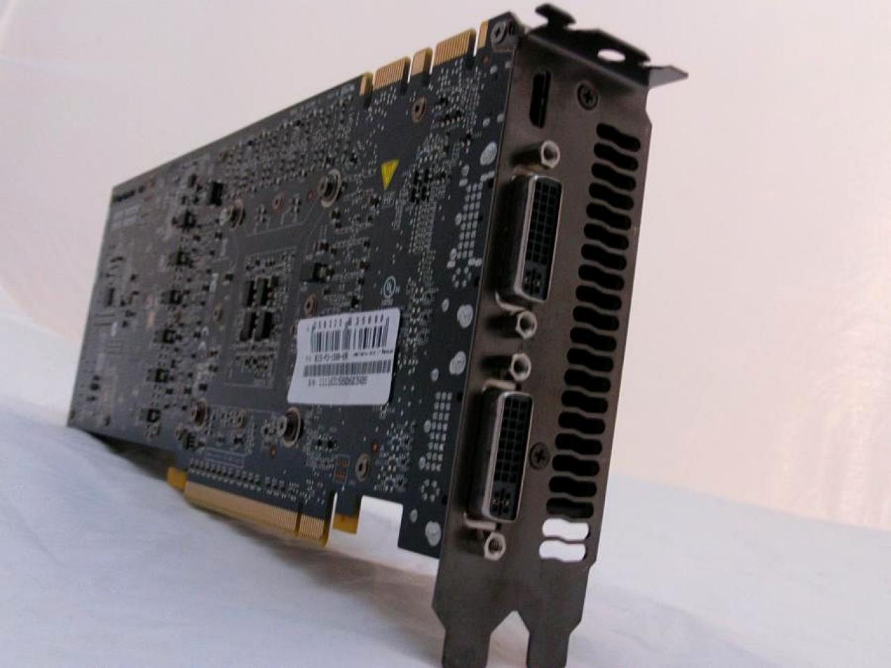 [23/01/2012] Update mit Netzteiltestgerät, Wakü-580 und schickem Triple-Radiator (4)