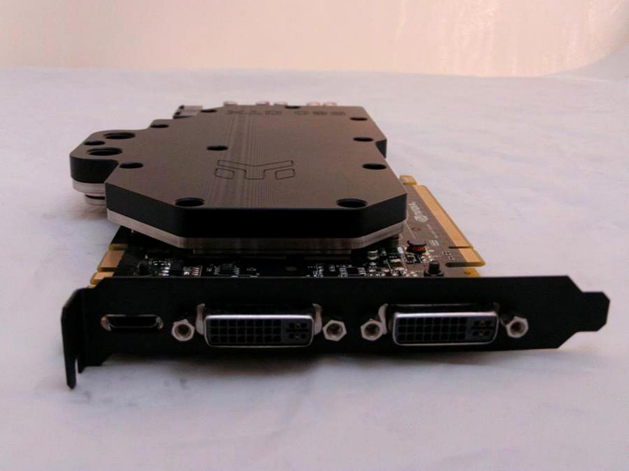 [23/01/2012] Update mit Netzteiltestgerät, Wakü-580 und schickem Triple-Radiator (26)