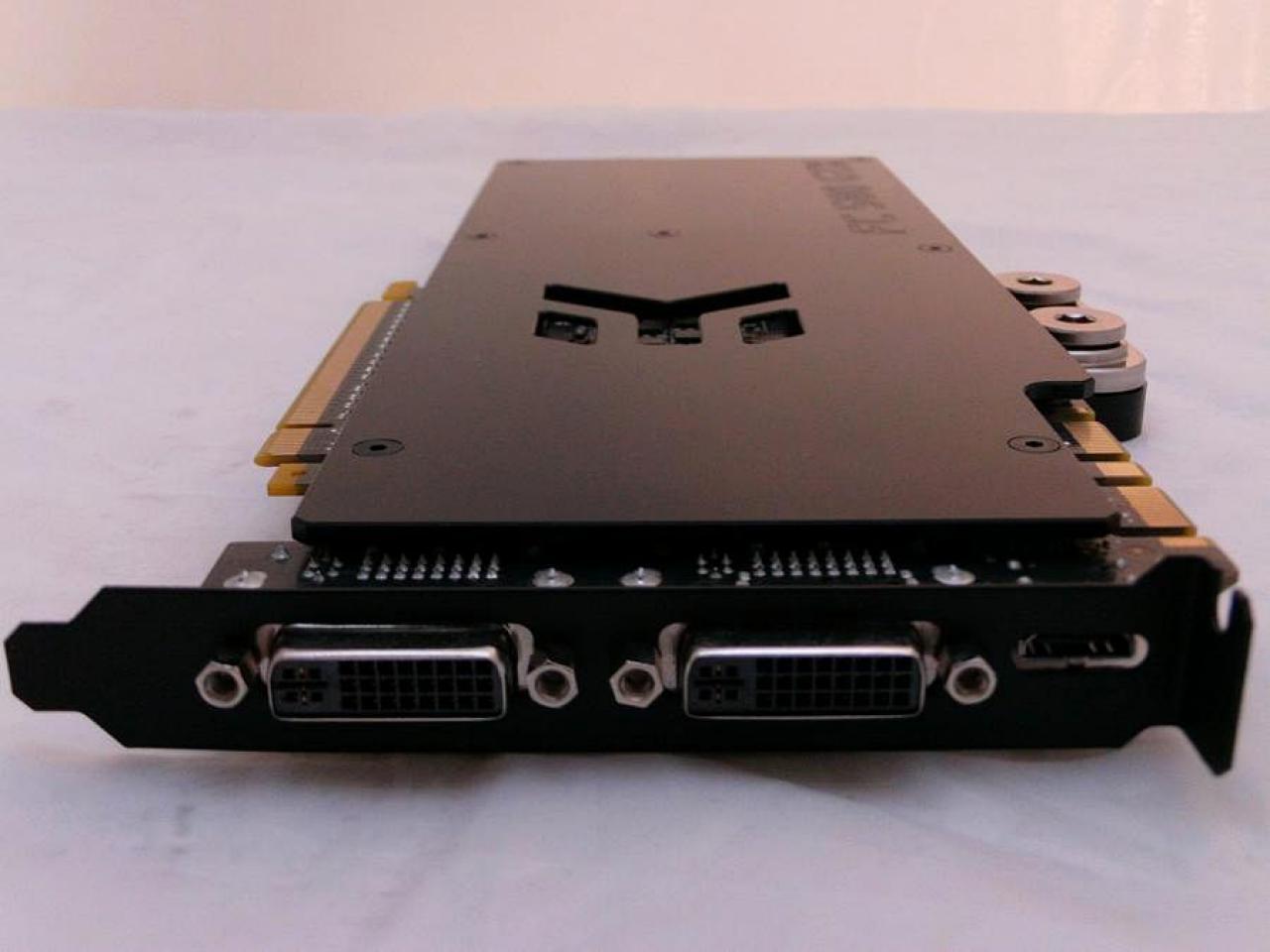 [23/01/2012] Update mit Netzteiltestgerät, Wakü-580 und schickem Triple-Radiator (28)