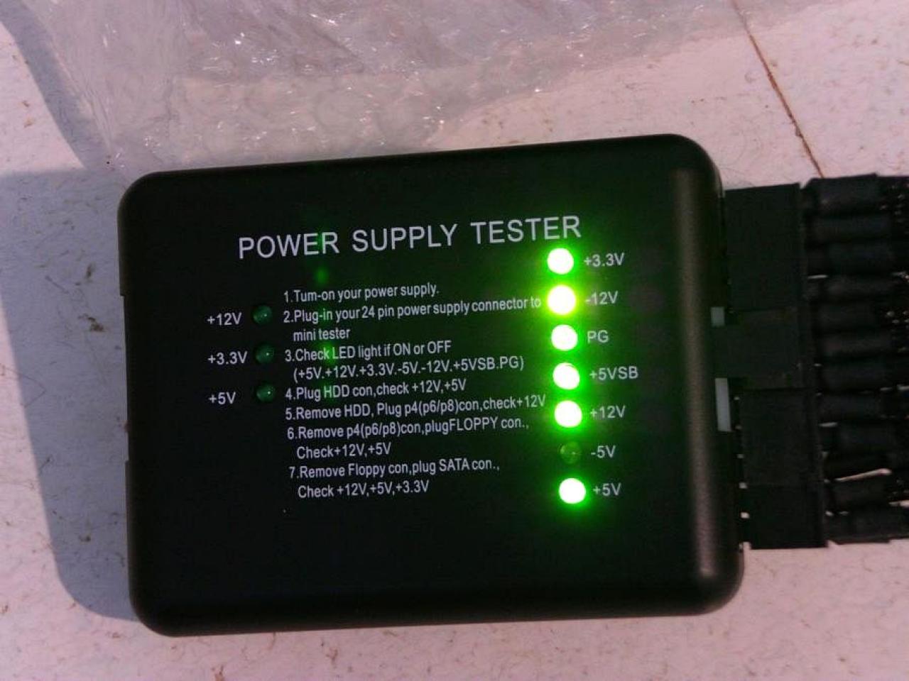 [23/01/2012] Update mit Netzteiltestgerät, Wakü-580 und schickem Triple-Radiator (2)