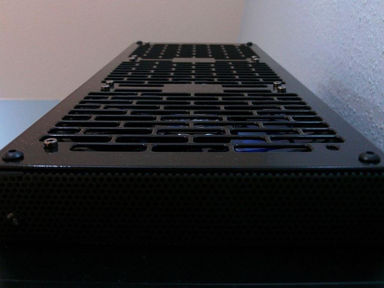 [23/01/2012] Update mit Netzteiltestgerät, Wakü-580 und schickem Triple-Radiator (42)