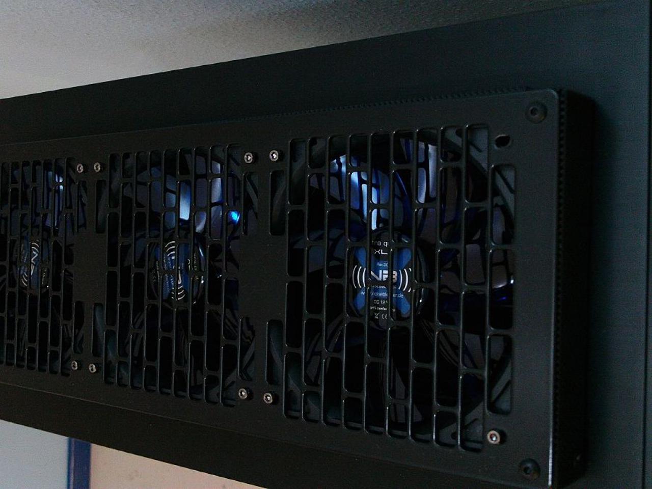 [23/01/2012] Update mit Netzteiltestgerät, Wakü-580 und schickem Triple-Radiator (43)