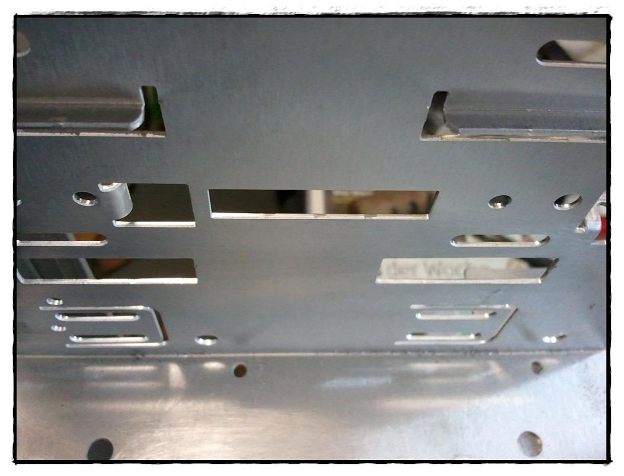 [20/01/2012] Casemod-Tagebuch Contraction: Vom Big-Tower zum Midi-Tower (16)
