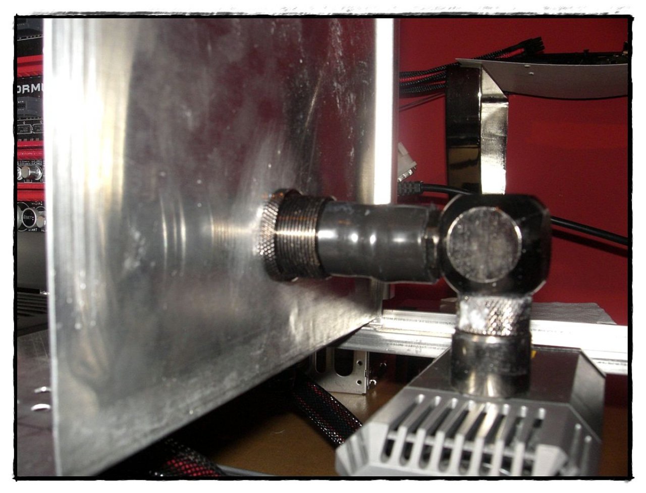 [20/01/2012] Casemod-Tagebuch Contraction: Vom Big-Tower zum Midi-Tower (52)