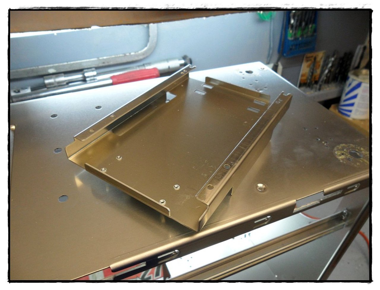 [20/01/2012] Casemod-Tagebuch Contraction: Vom Big-Tower zum Midi-Tower (60)