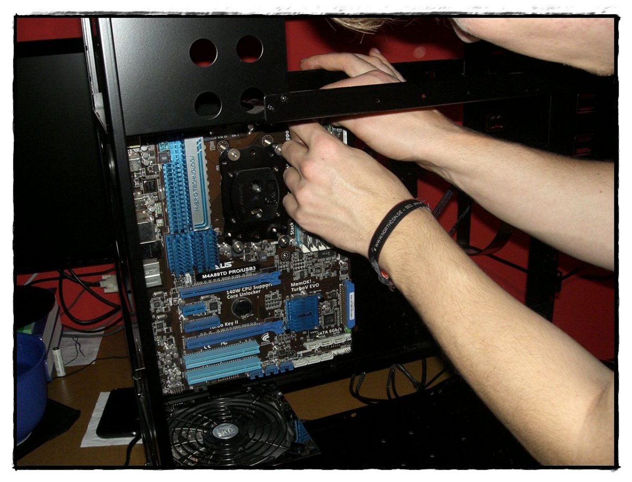 [20/01/2012] Casemod-Tagebuch Contraction: Vom Big-Tower zum Midi-Tower (98)