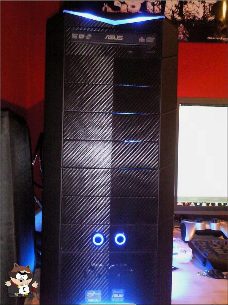 [31/01/2012] Fast and Furious: Raven-2-Casemod mit Carbonelementen und blauer Beleuchtung (28)