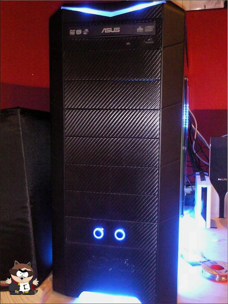 [31/01/2012] Fast and Furious: Raven-2-Casemod mit Carbonelementen und blauer Beleuchtung (29)