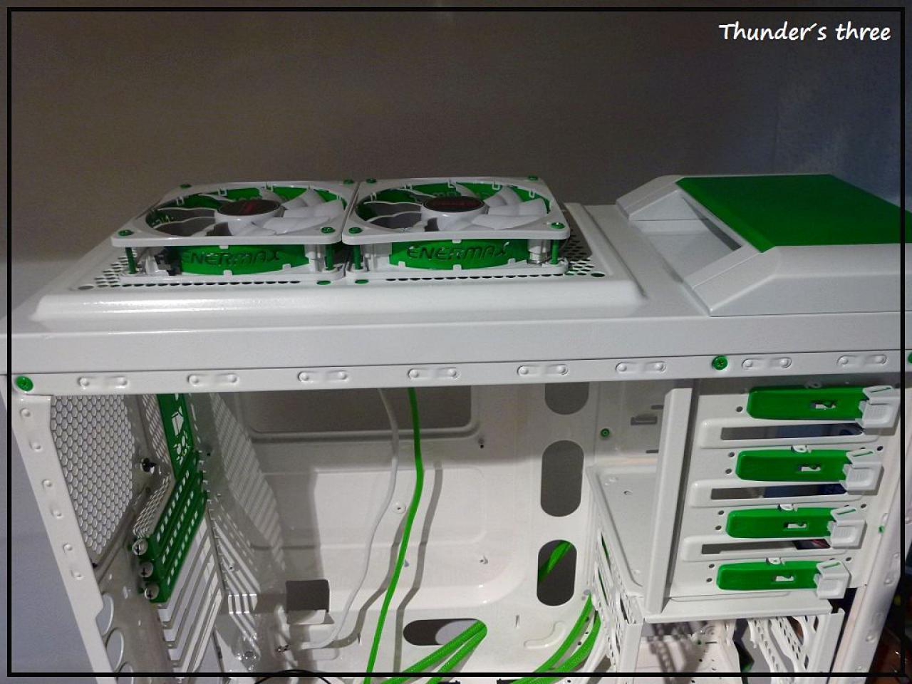 [20/01/2012] Wakü-PC in Weiß und Neongrün: Mit dem speziellen Farbmix zum Erfolg? Update: Graka-Abdeckung und Nvidia-Logo (24)