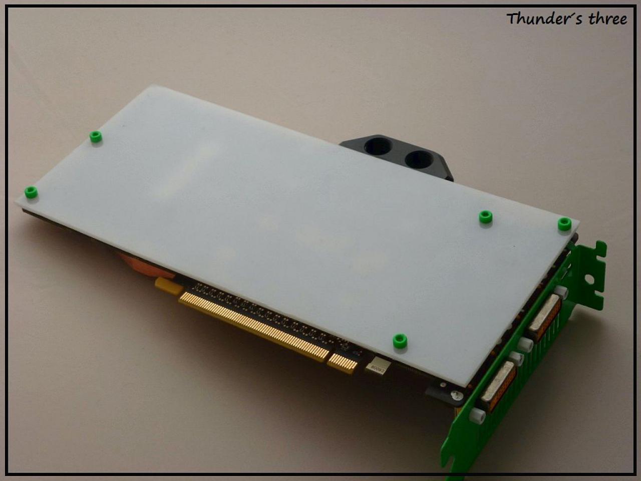 [20/01/2012] Wakü-PC in Weiß und Neongrün: Mit dem speziellen Farbmix zum Erfolg? Update: Graka-Abdeckung und Nvidia-Logo (42)